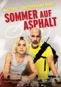 Sommer auf Asphalt: Mala Emde rast ins Chaos